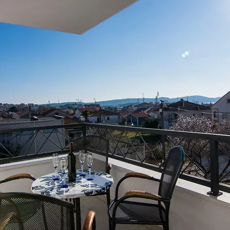 Daire Hebrang 8 Trogir